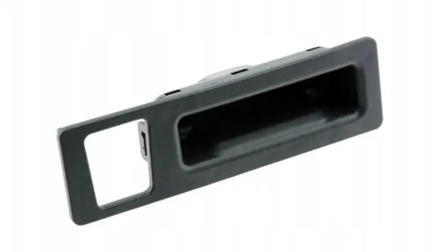 BAGAJ AÇMA BUTONU BMW X3-F-10-F30-F31-F32-F22-F23-F25-F36-F38   51247368753